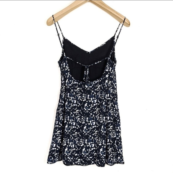 SOLD Aritzia Sexton Sunday Best Mini Dress - Picture 2 of 3